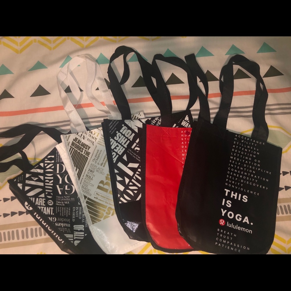 5 lululemon bags
